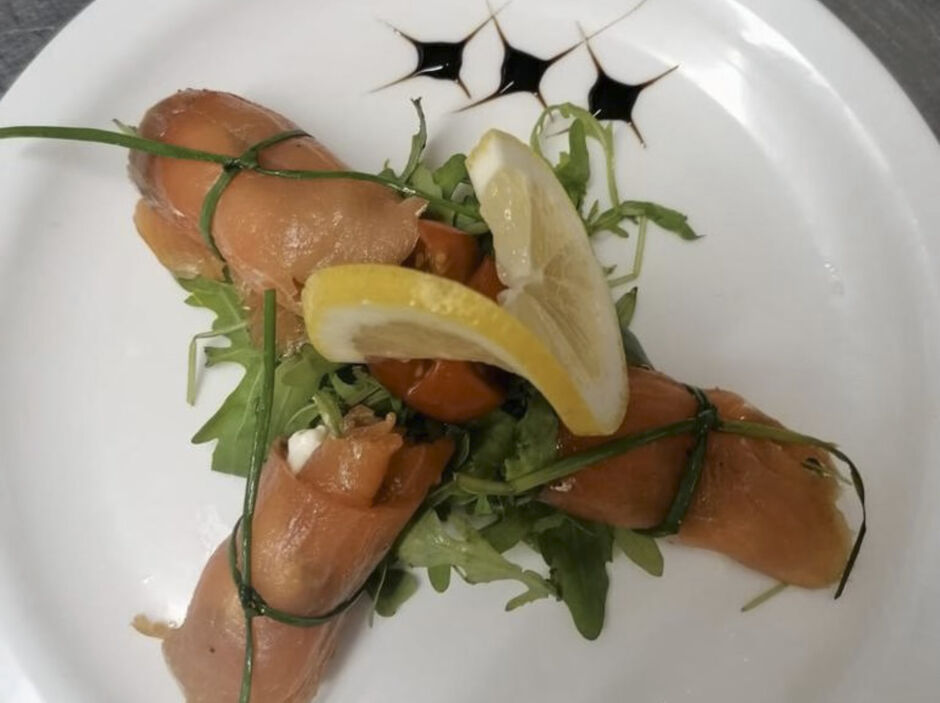 Smoked salmon rolls